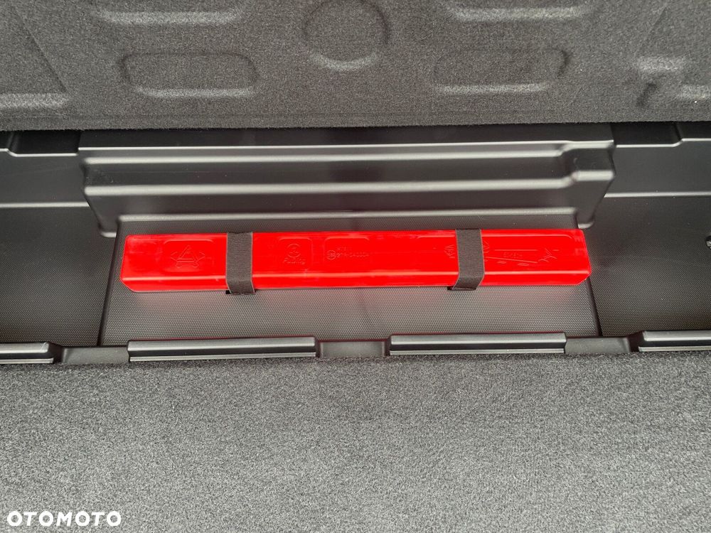 Kia Ceed 1.6 GDI PHEV Business Line DCT - 14