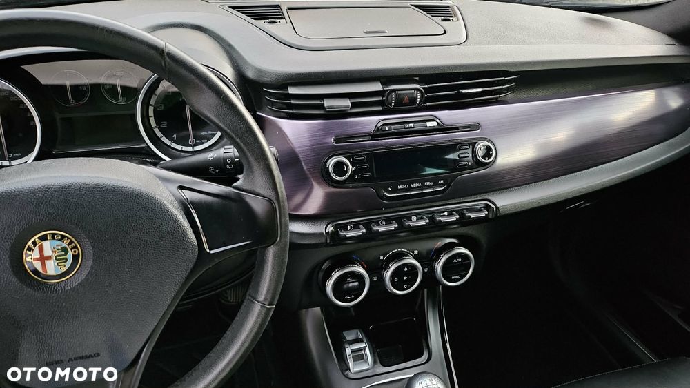 Alfa Romeo Giulietta 1.4 TB 16V Multiair - 17