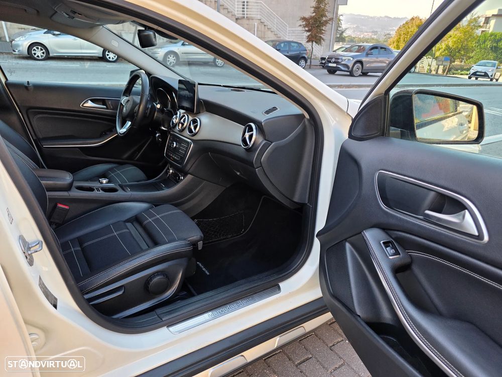 Mercedes-Benz GLA 180 d 7G-DCT Activity Edition - 26