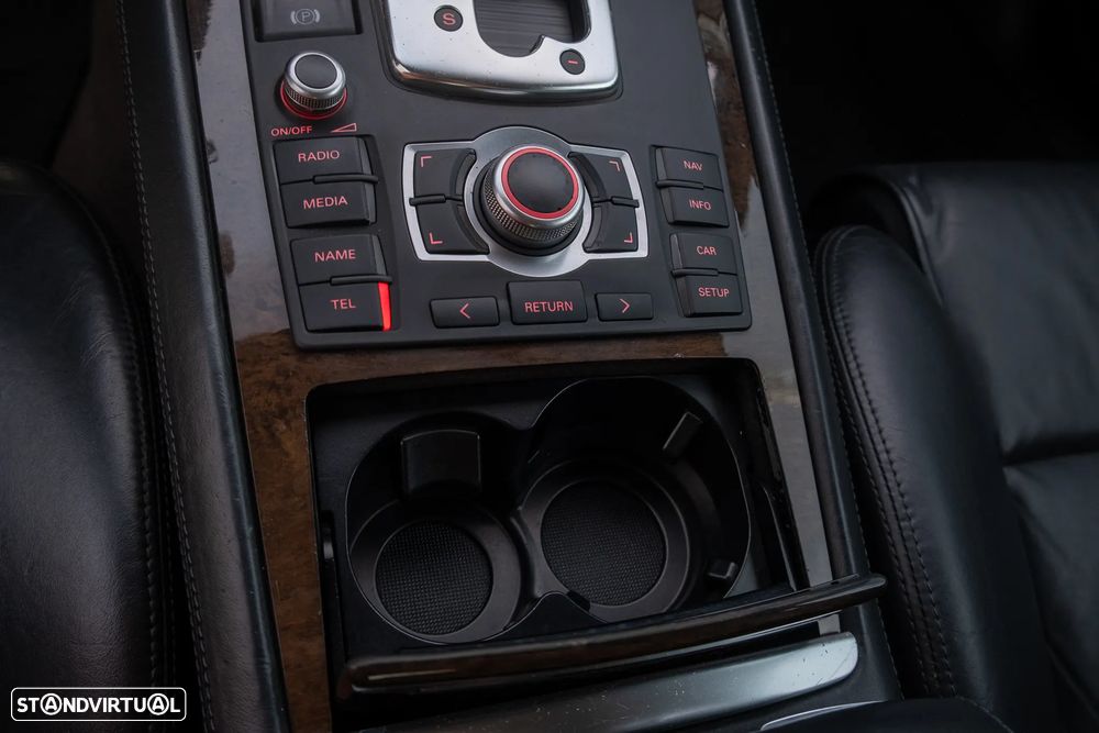 Audi A8 3.0 TDI V6 quattro - 43