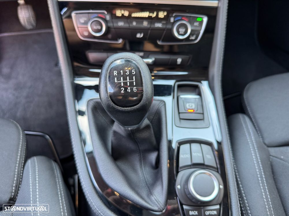 BMW 216 Active Tourer d Line Sport - 20