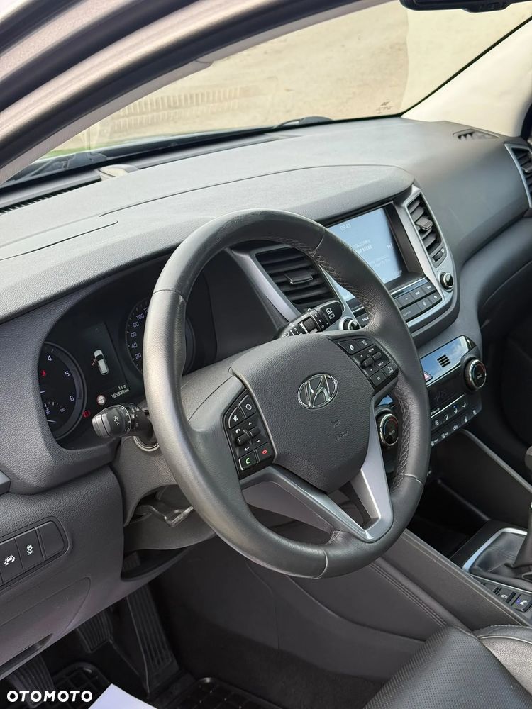 Hyundai Tucson blue 1.7 CRDi 2WD Advantage - 5