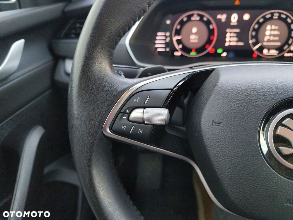 Skoda Octavia 1.5 TSI mHEV Selection DSG - 22