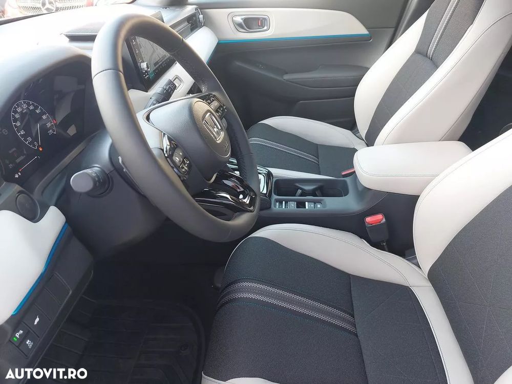 Honda HR-V 1.5 4x2 E-CVT HEV Advance Style Plus - 14