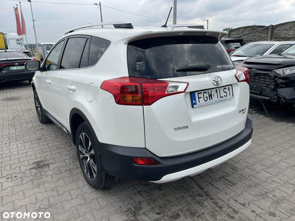 Toyota RAV4 2.0 D-4D 4x4 Executive - 4