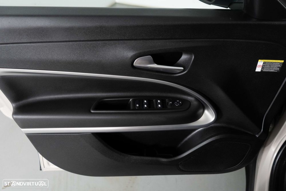 Jeep Avenger 54 kWh Summit - 21