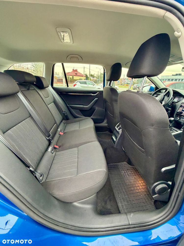 Skoda Octavia 2.0 TDI Style - 12
