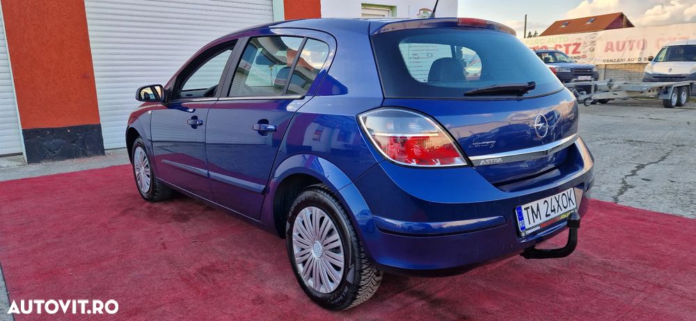 Opel Astra 1.6 Essentia - 5