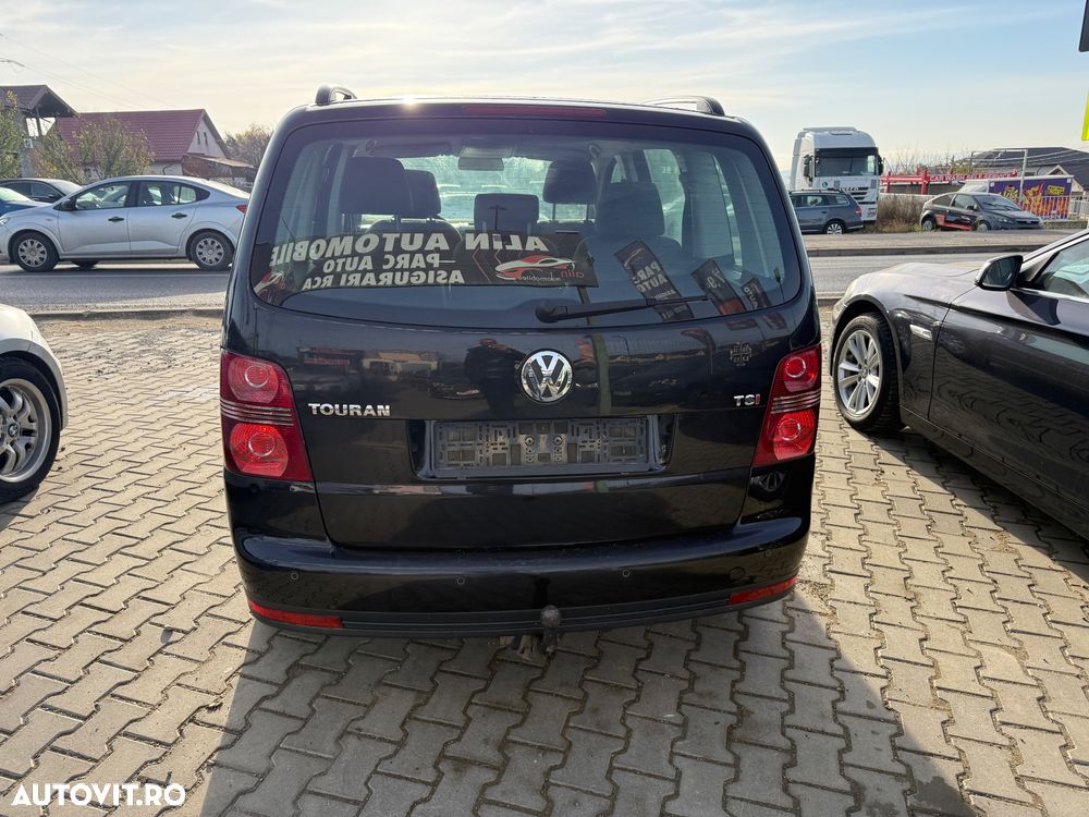 Volkswagen Touran 1.4 TSI Comfortline - 10