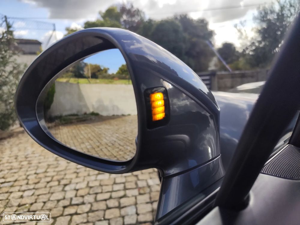 Porsche Panamera Platinum Edition - 28