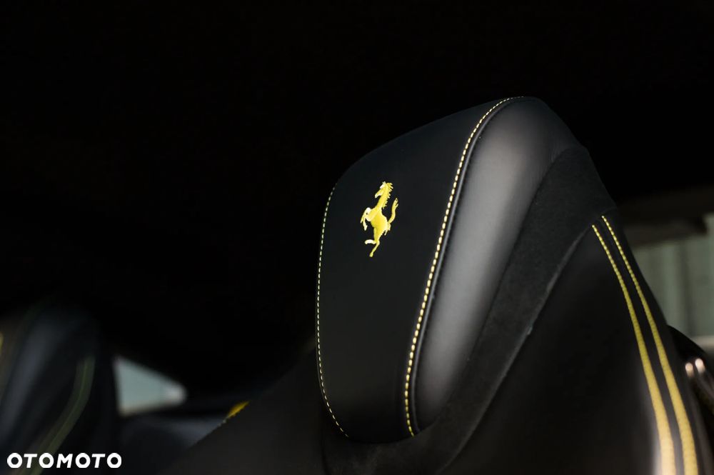 Ferrari Roma - 33