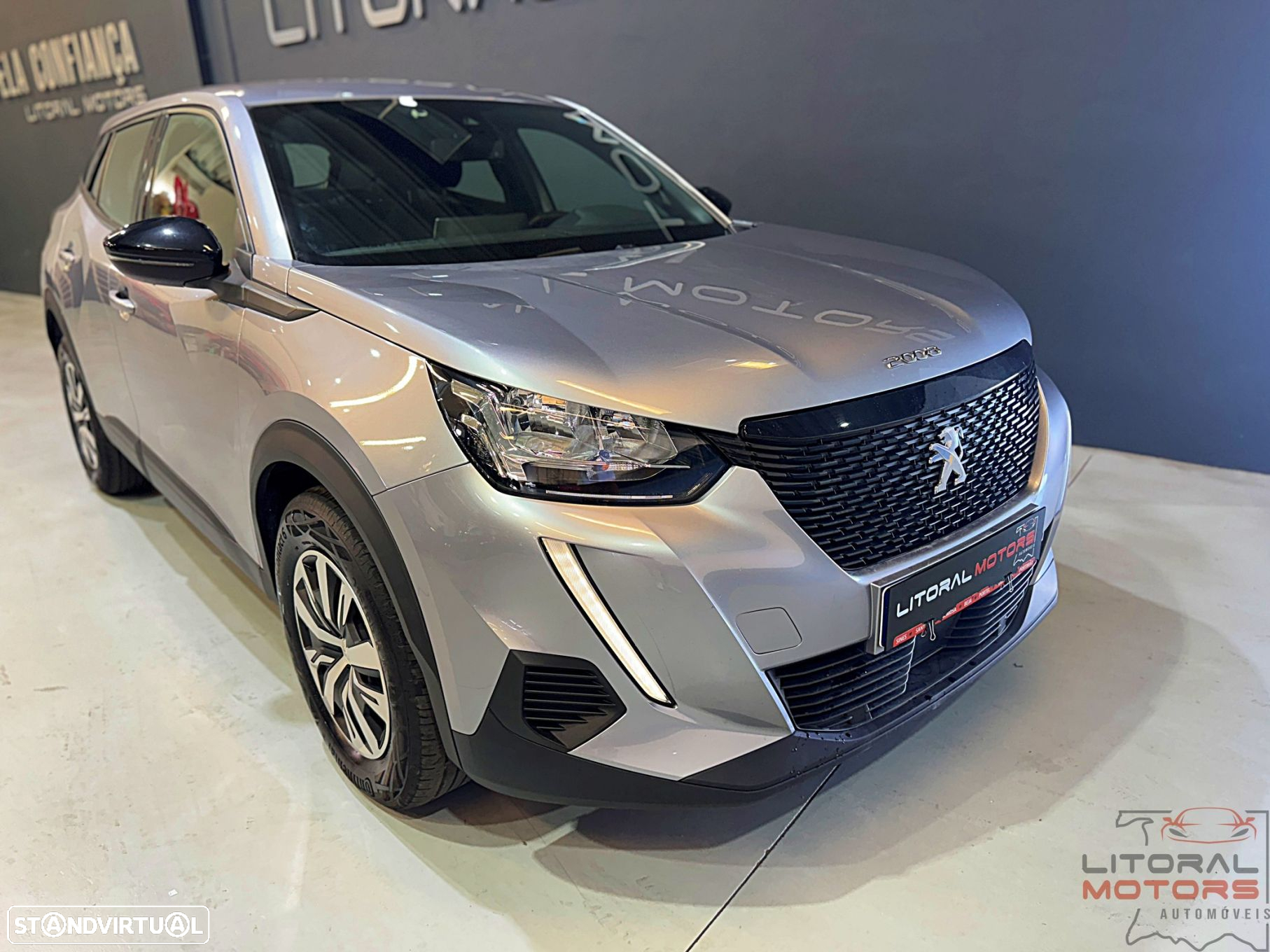 Peugeot 2008 1.2 PureTech Active Pack - 3