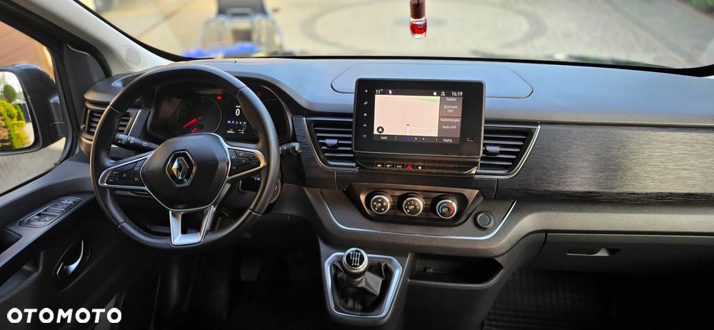 Renault Trafic - 21