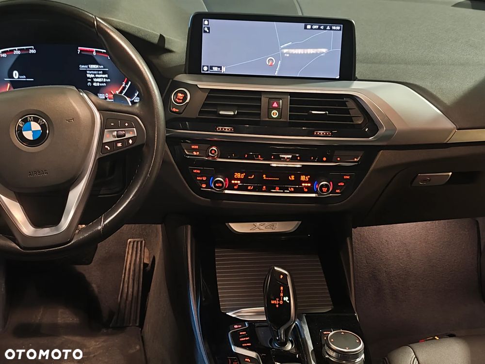 BMW X4 xDrive20i sport - 21
