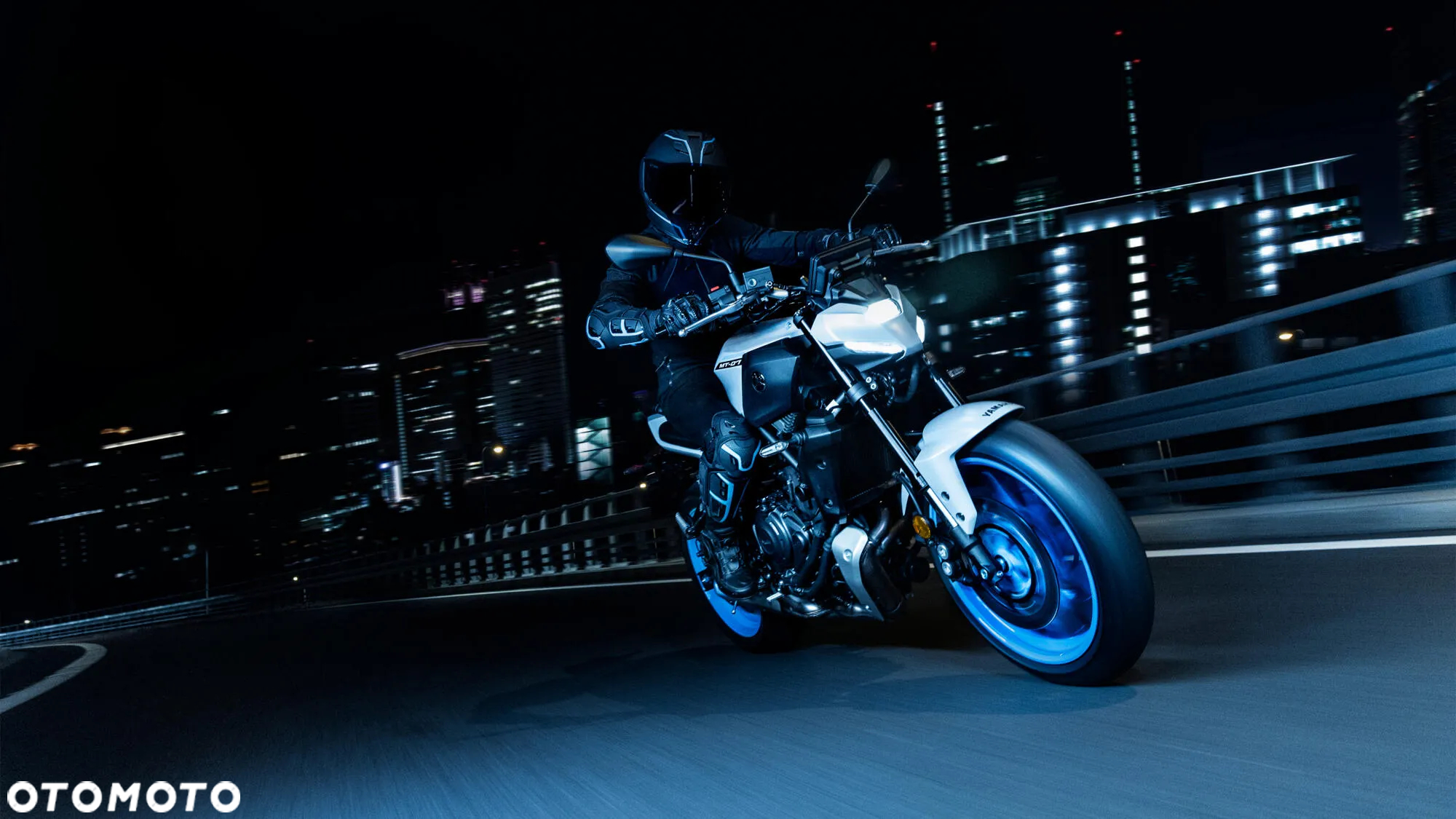 Yamaha MT - 8