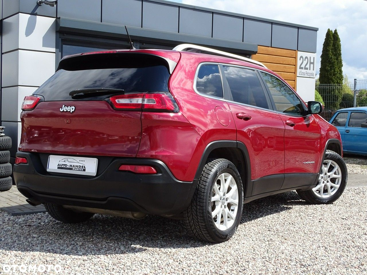 Jeep Cherokee - 3