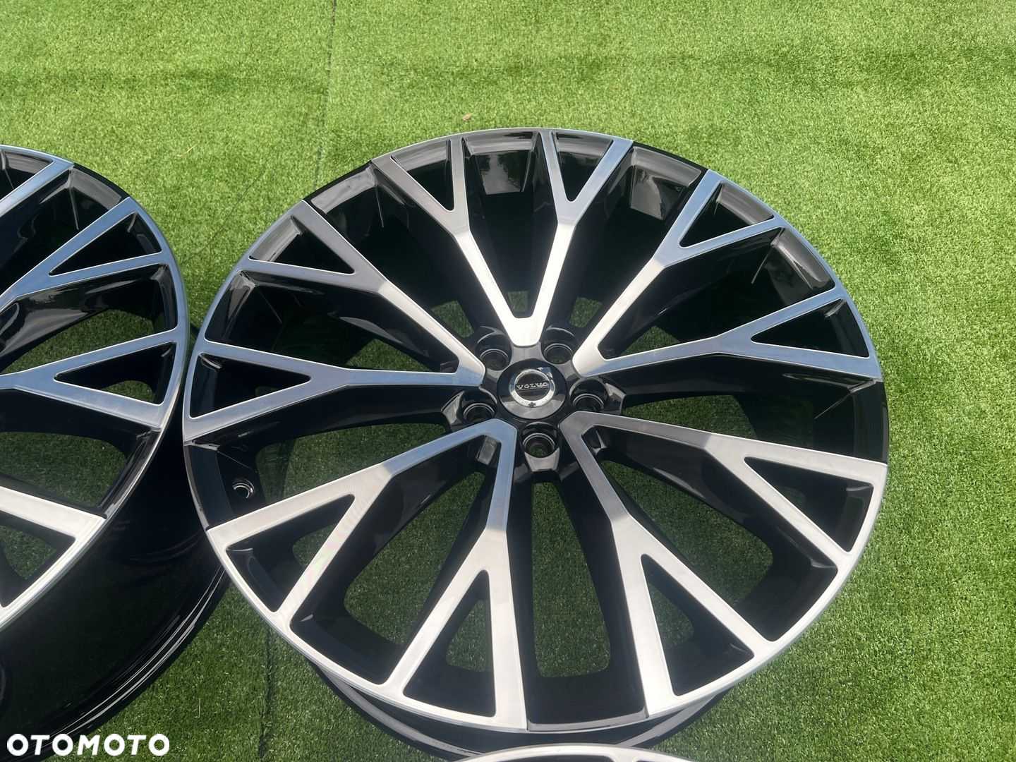 KOMPLET FELG FELGI ALU VOLVO XC60 XC90 R DESIGN 22 ET43 5X108 ORYGINALNE - 5