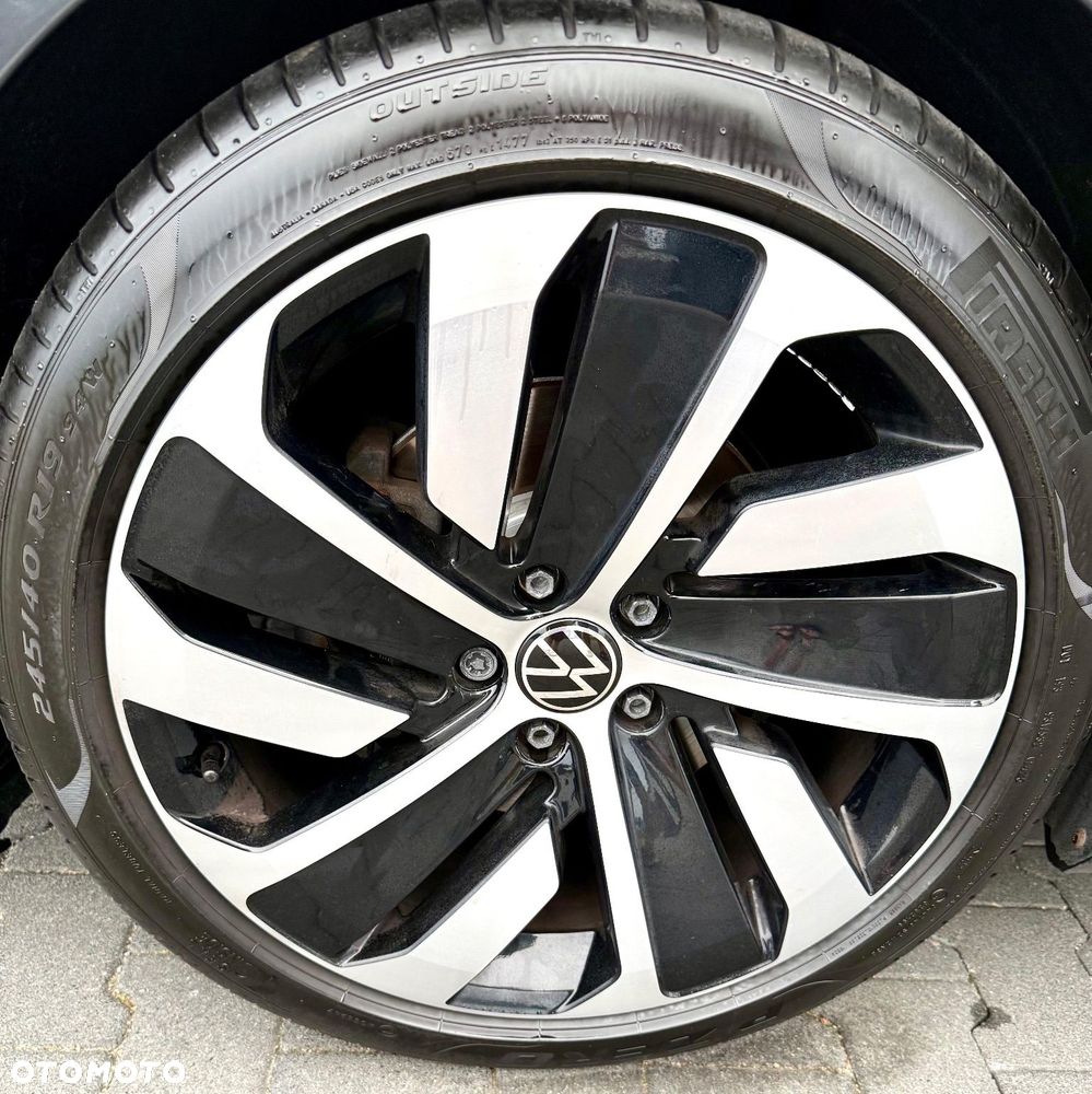 Volkswagen Arteon 2.0 TDI R-Line DSG - 33