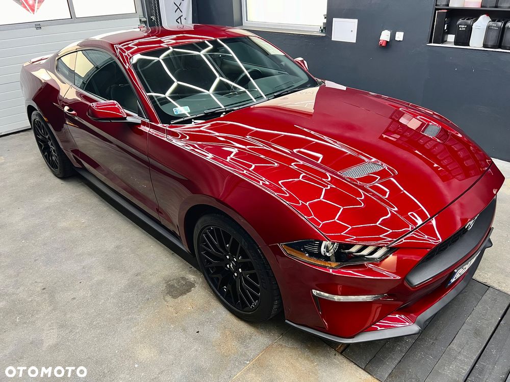 Ford Mustang - 8