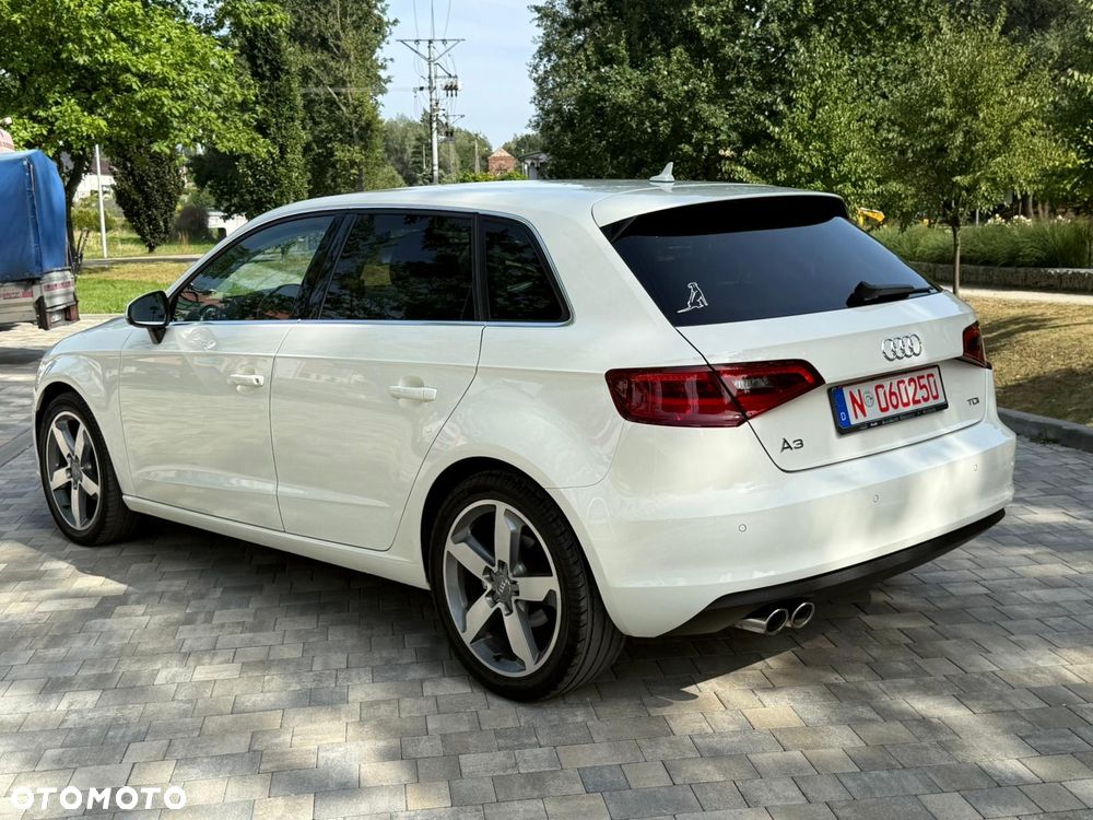 Audi A3 Sportback 2.0 TDI S tronic Attraction - 6