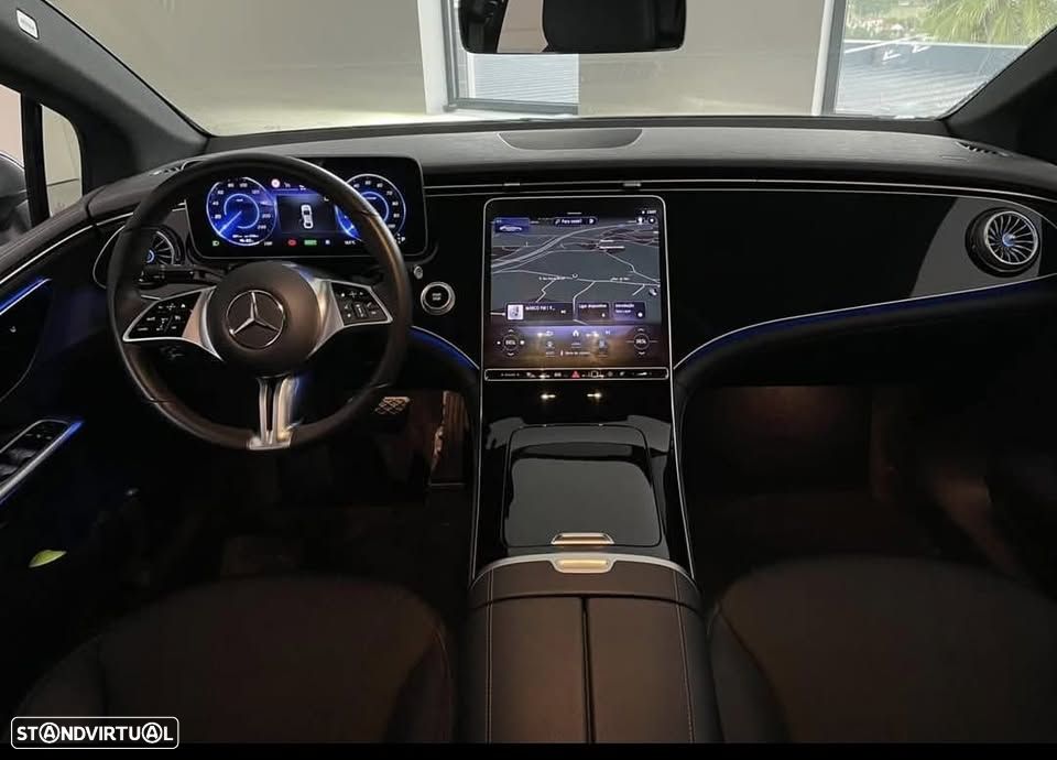 Mercedes-Benz EQE 300 Electric Art - 12