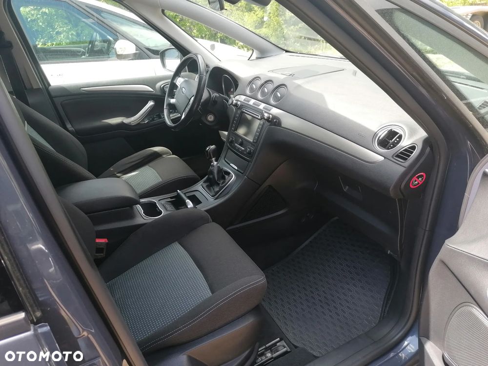 Ford S-Max 2.0 TDCi DPF Ambiente - 10