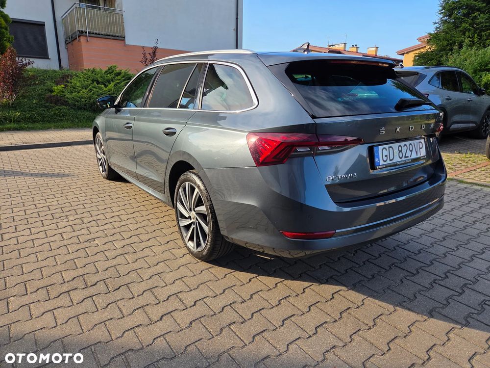 Skoda Octavia 2.0 TDI Style DSG - 3