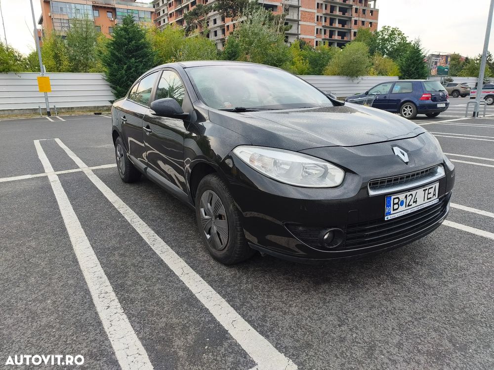 Renault Fluence 1.6 16V Expression - 4