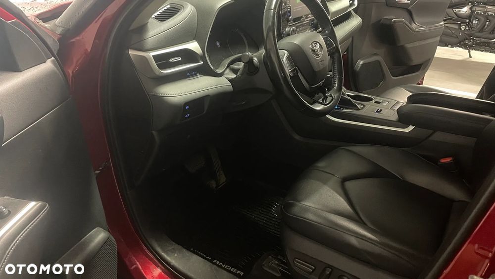 Toyota Highlander - 4