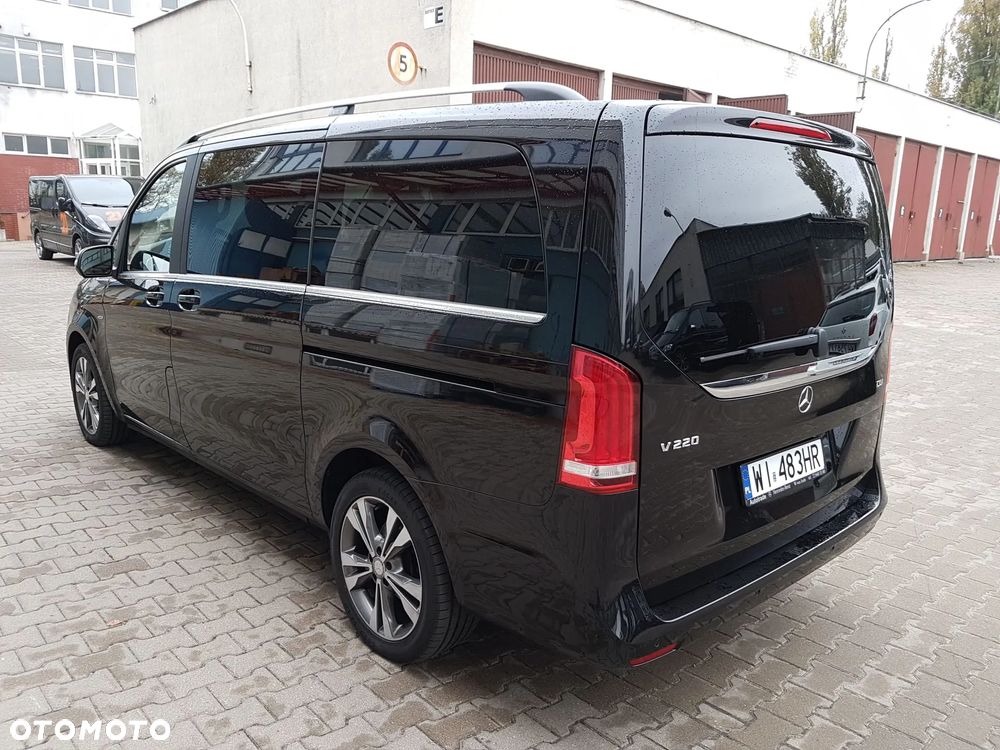 Mercedes-Benz V-Class 2014 photo 2