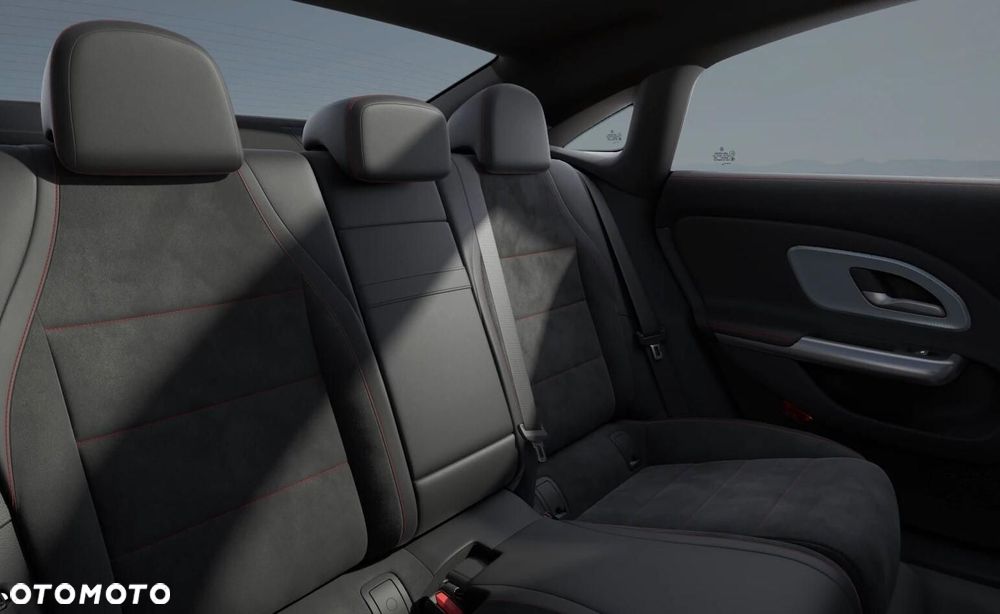 Mercedes-Benz CLA - 13