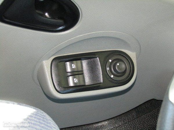 Rimor Katamarano FAMALY 101 6 LUGARES - 17