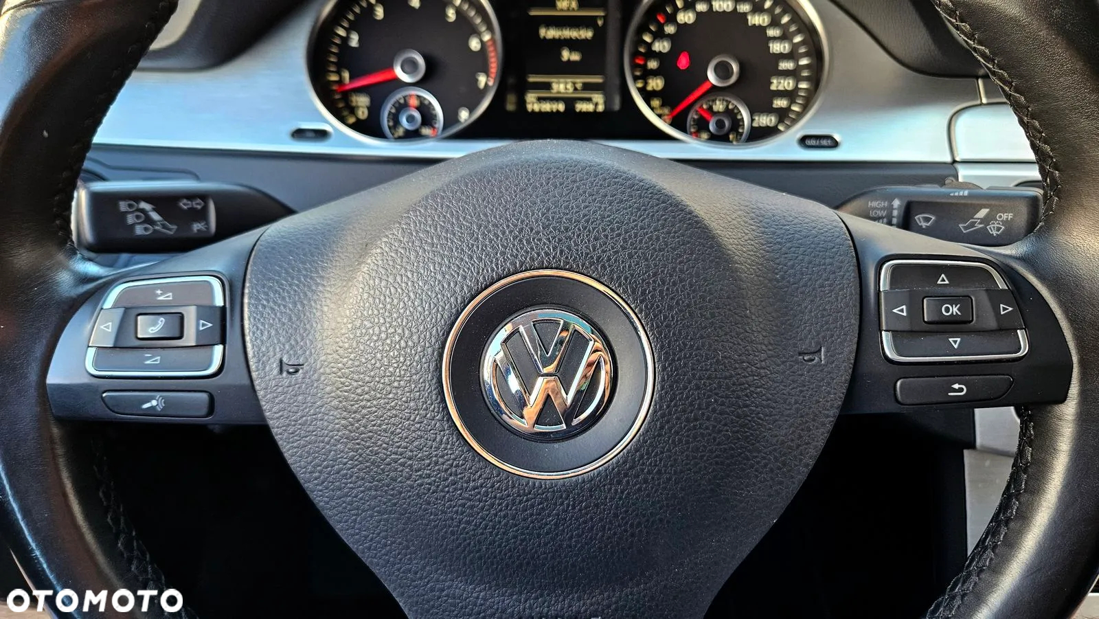 Volkswagen Passat CC 1.8 TSI - 12