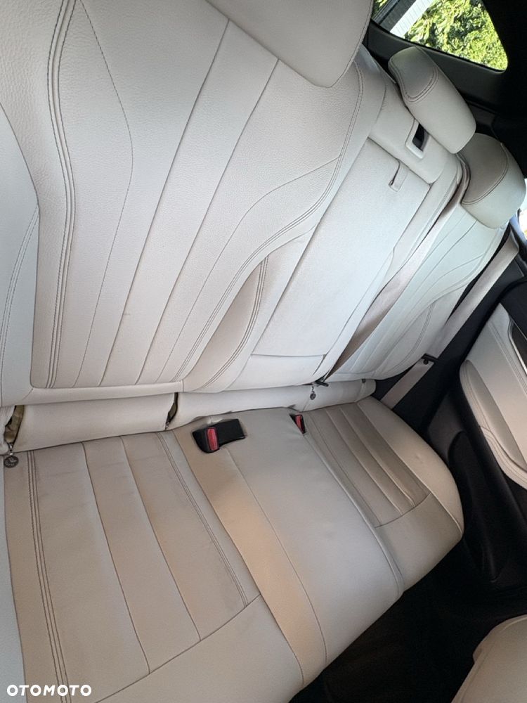 BMW X6 xDrive40d - 19