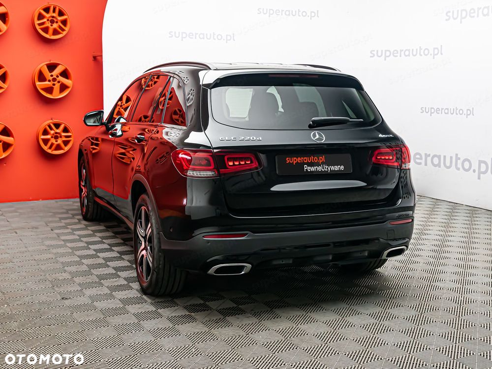 Mercedes-Benz GLC - 29