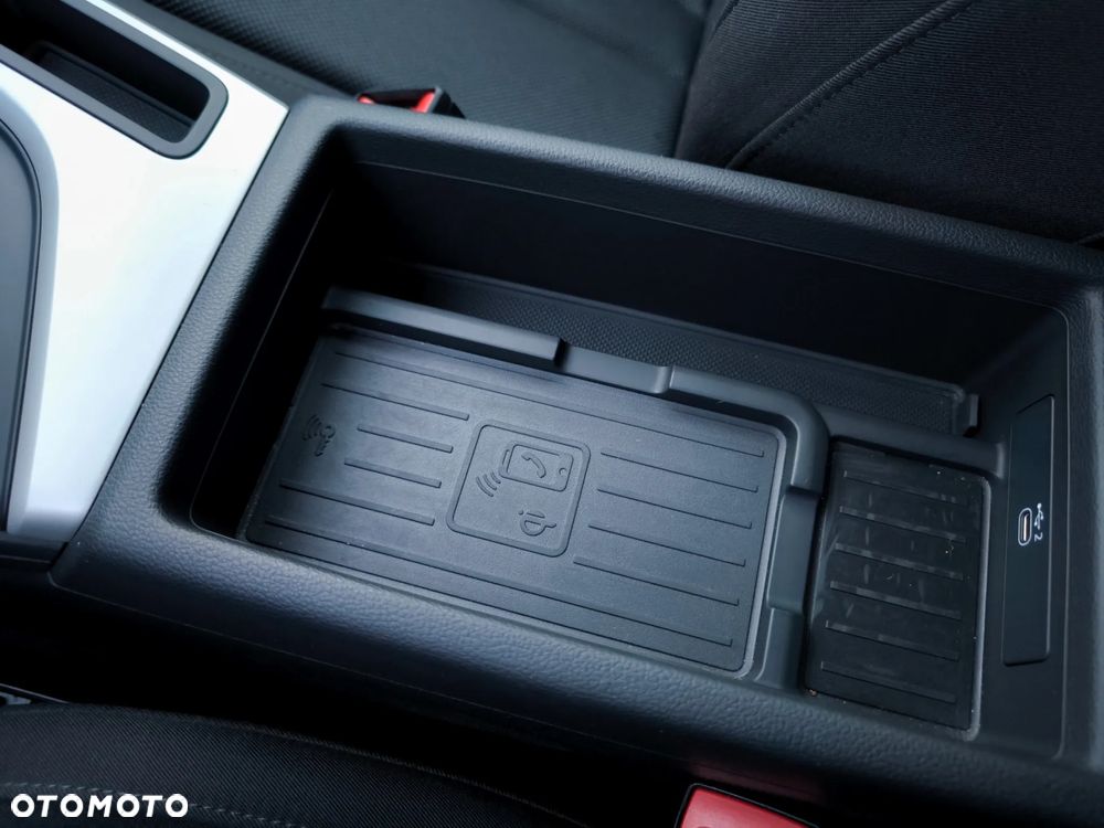 Audi A4 Avant 40 TDI S tronic advanced - 22