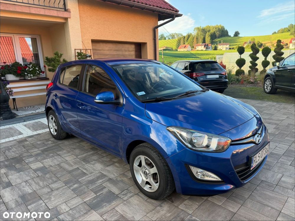 Hyundai i20 1.1 CRDi Trend - 35