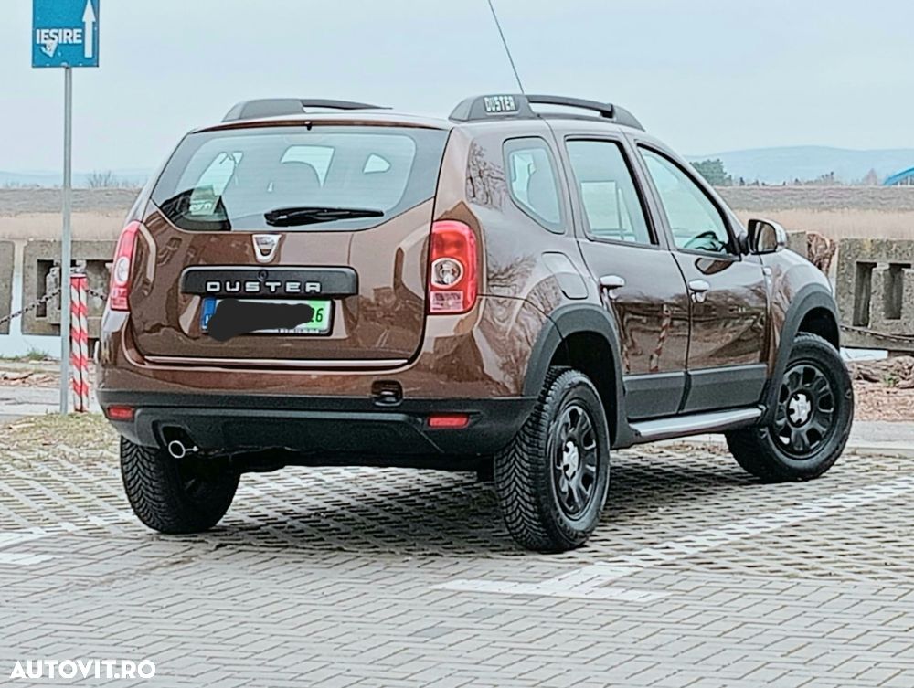 Dacia Duster 1.6 16V 105 4x2 Essentiel - 3