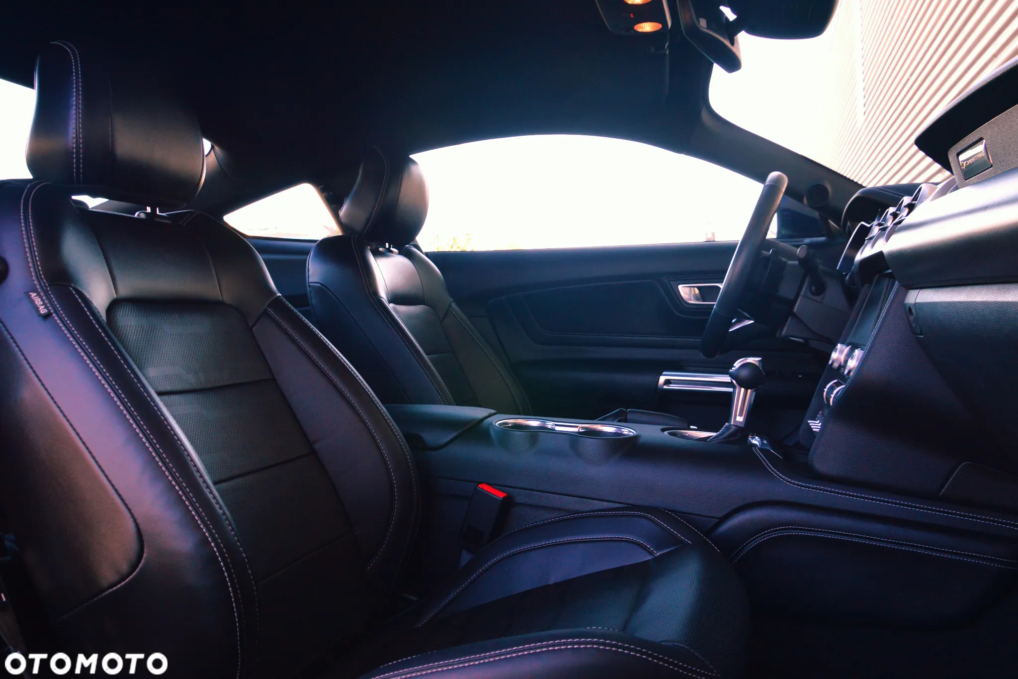 Ford Mustang 5.0 V8 GT - 19
