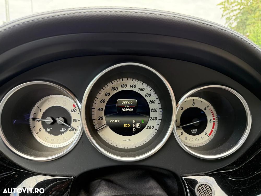 Mercedes-Benz CLS 350 d 4MATIC Aut - 11