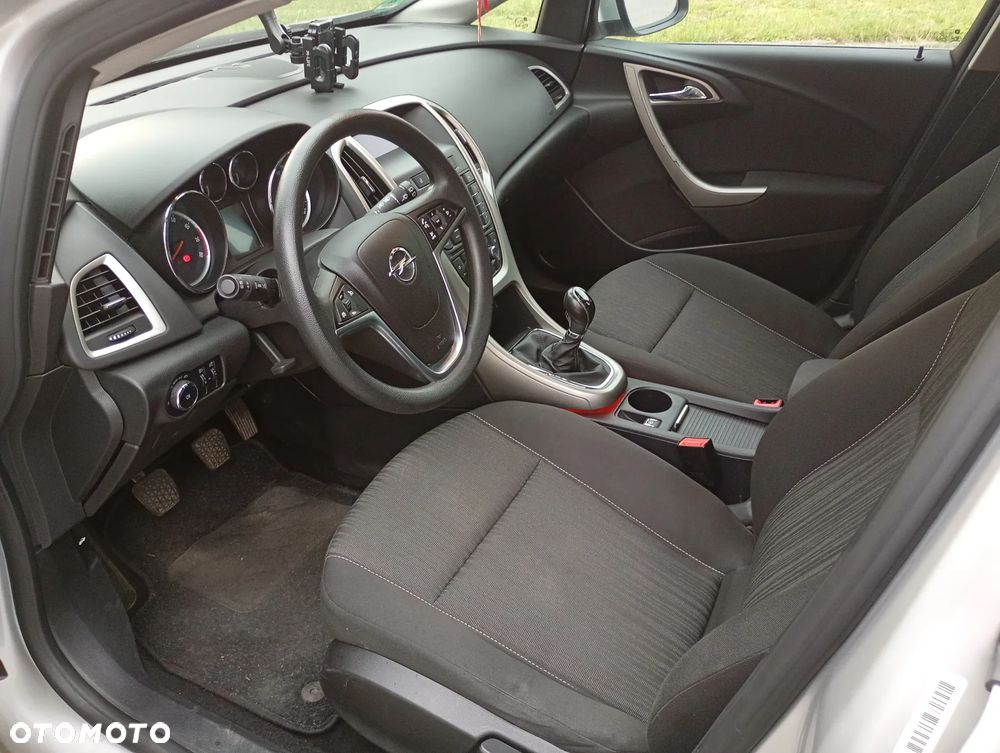 Opel Astra - 9
