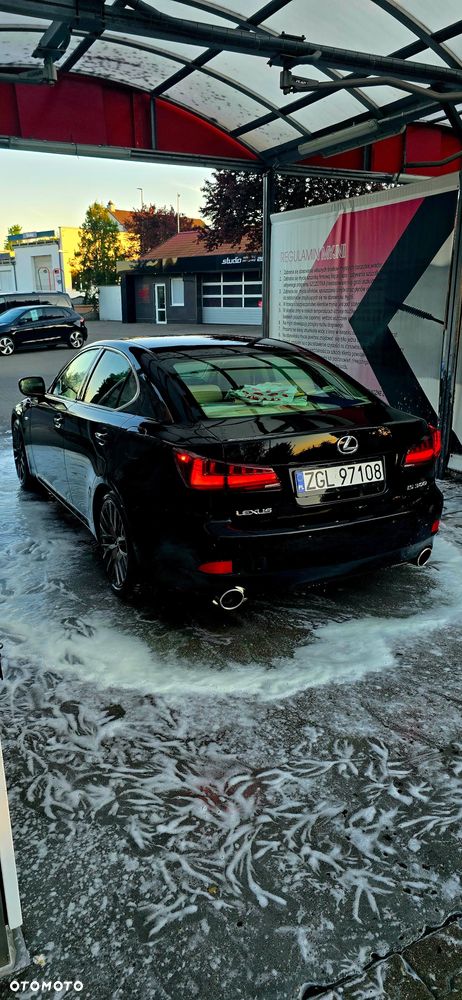 Lexus IS - 2