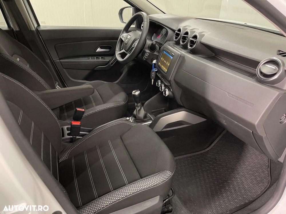 Dacia Duster 1.6 SCe Prestige jante 17" - 10