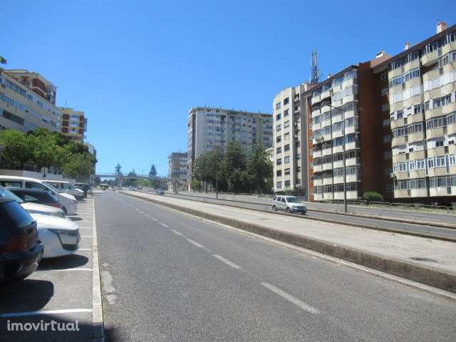 Imóvel Comercial no Lumiar - Grande imagem: 3/20