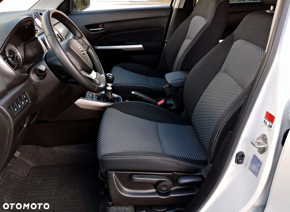 Suzuki Vitara - 17