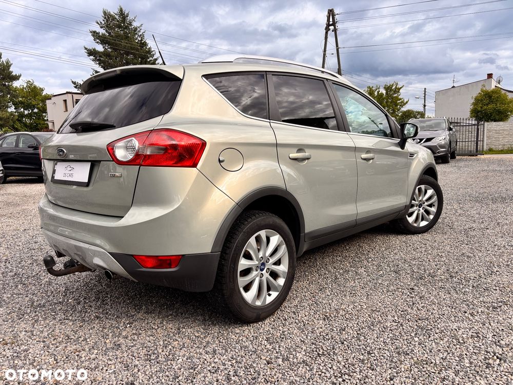 Ford Kuga 2.0 TDCi Titanium - 4