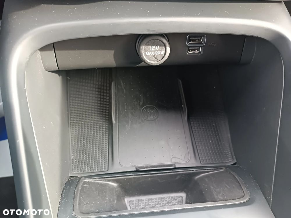 Volvo XC 40 T2 Core - 17