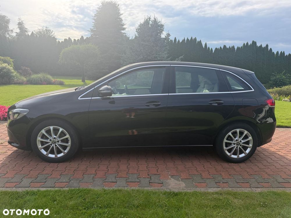 Mercedes-Benz Klasa B 180 d Style 7G-DCT - 22