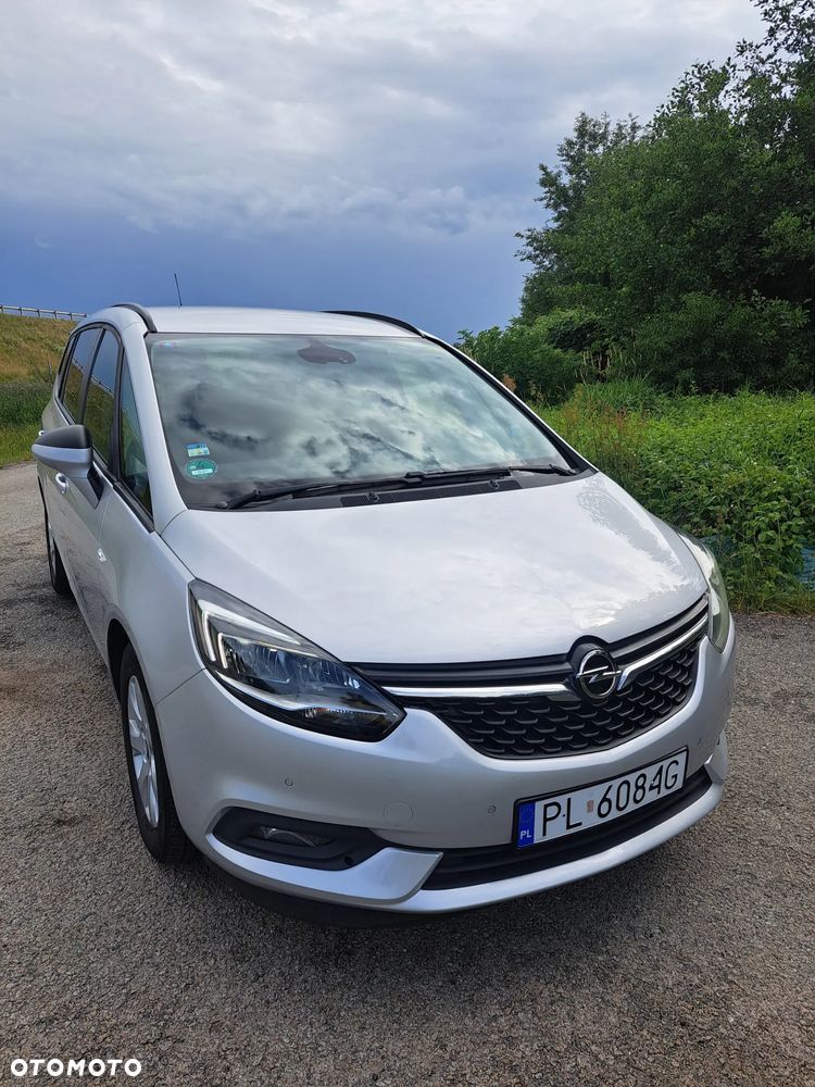 Opel Zafira 2017 photo 2