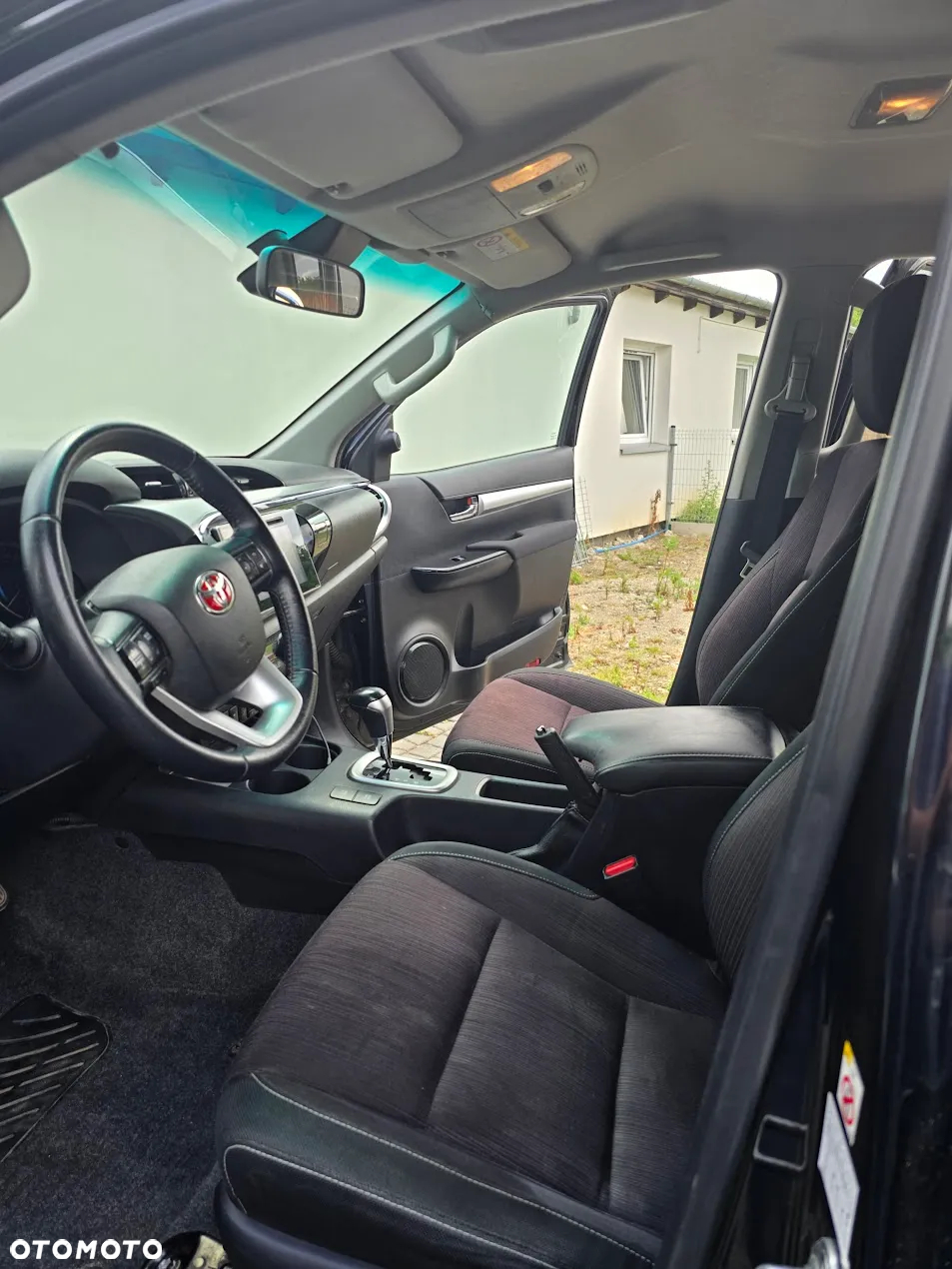 Toyota Hilux 2.4 D-4D Double Cab SR 4x4 - 19